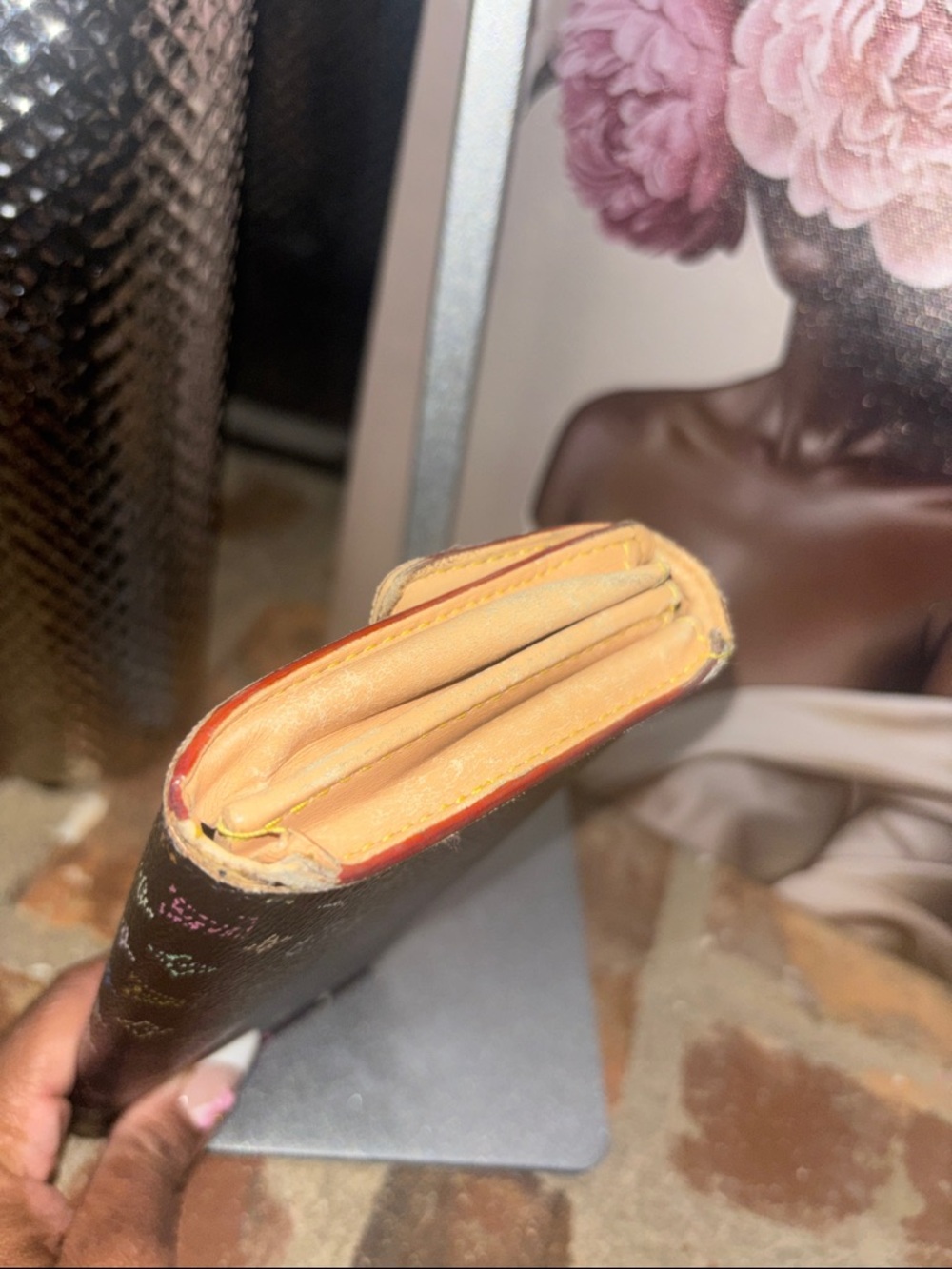 Louis Vuitton Takashi Murakami Monogram Multicolore Sarah Wallet in - Picture 12 of 13